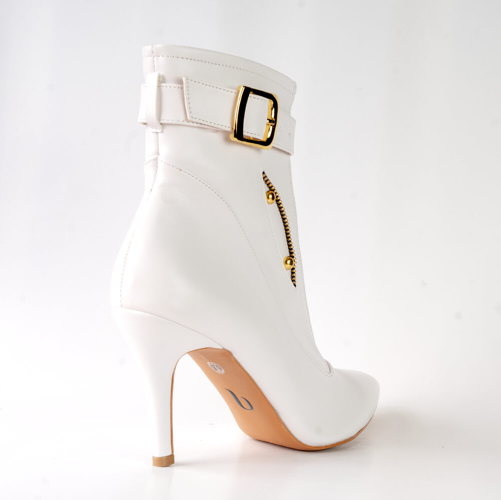 Esra - White Vegan Leather - Street Sole