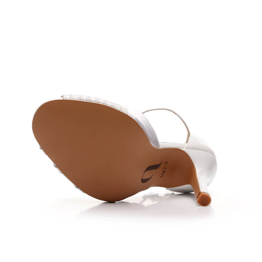 Impressions Wide Fit - White Satin - Street Sole