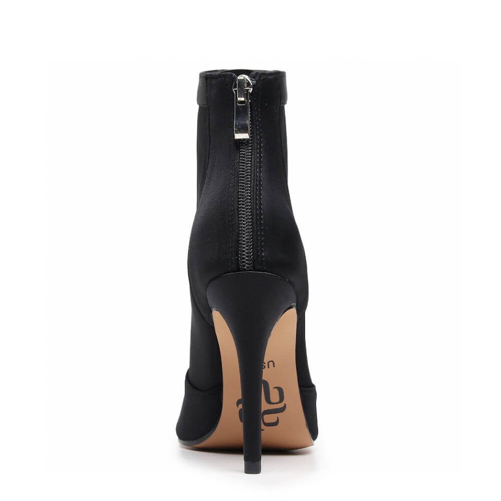 Mina - Black Lycra - Street Sole