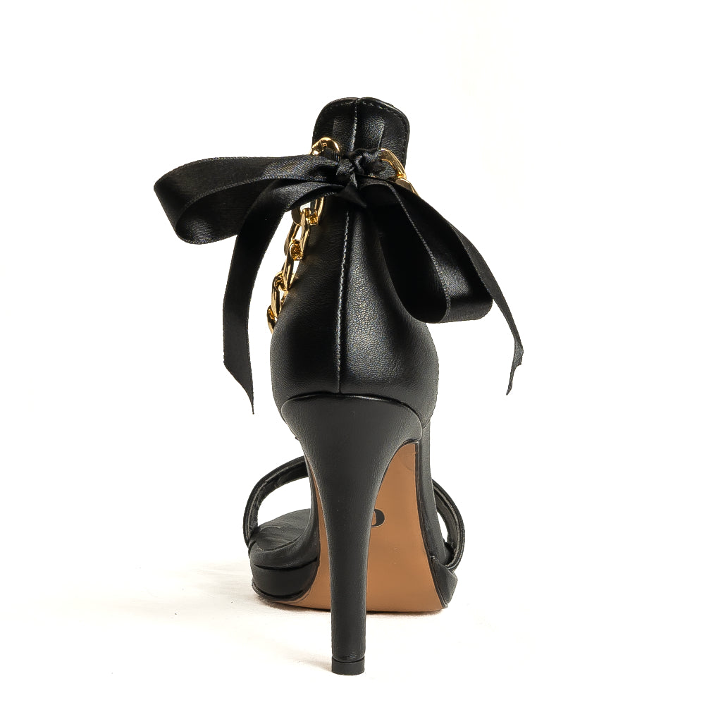 Yara Chain - Black Vegan Leather - Street Sole