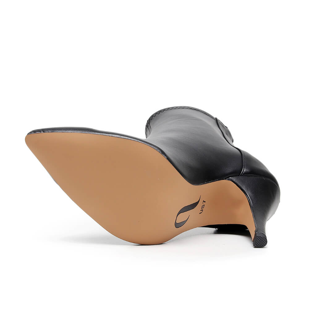 Yarray - Black Vegan Stretch Leather - Street Sole