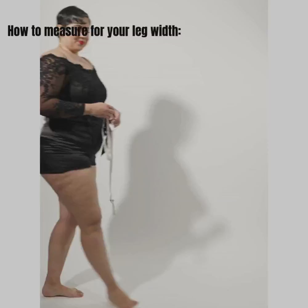 Courtneyy - White Wet Look - Street Sole - Thigh Variant Four